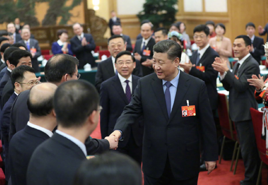 ϰƽʵ徭Ҫʵʵڡҵ     10磬ϰƽǲμӸ顣һλ˸ӪҵС顱ƶ·չʾ顱ɫǼʵҵķԣϰƽָҵҵǽ׬Ǯ⡣ʵ徭ãҪʵʵڡһҵǱ֡