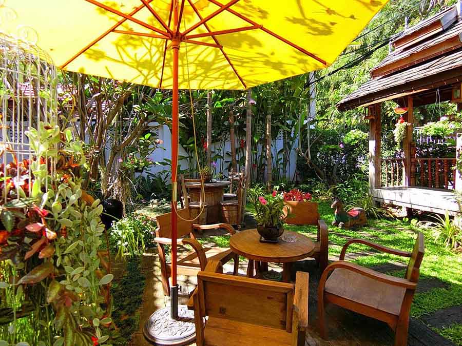 �������������Ļ�԰�Ͷ���ԡ�ҵ����ң��ǳ��ʺϴ��ͥ��ס�����������Ĺ��ʻ�������15���ӳ��̣���ͨ������