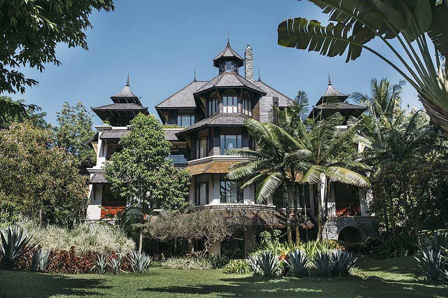 �ȼٴ���������䵾��֮�У�����ס������������������ľ�͸��ʵ�����֮��