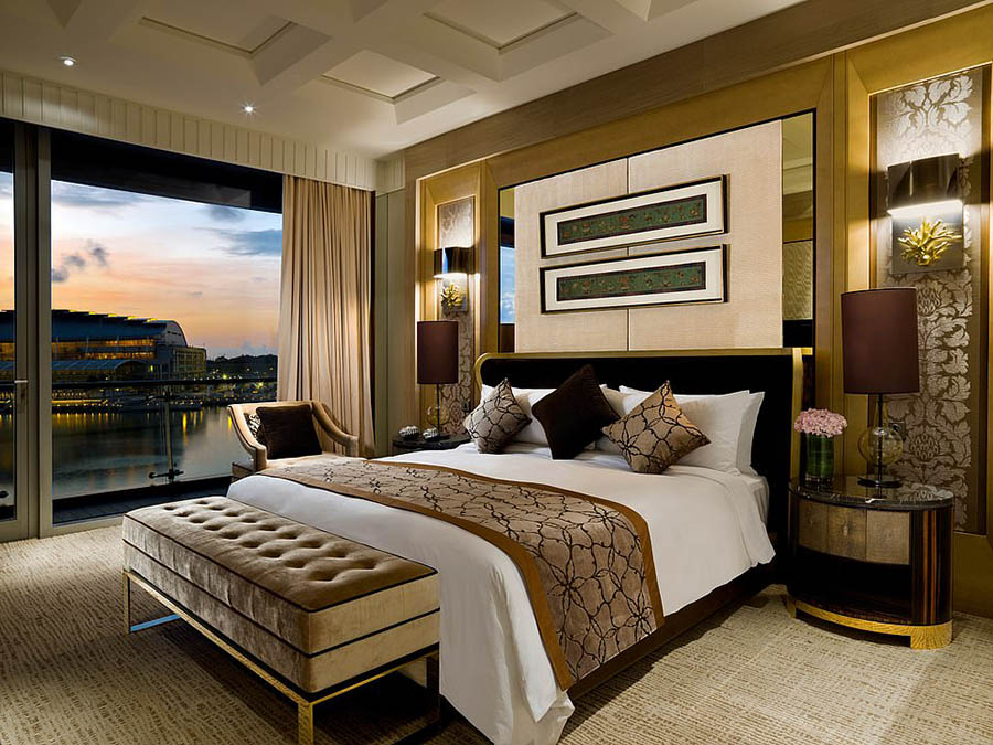 ¼¸Ƶ꣨Fullerton Bay Hotel SingaporeΪµĺƵꡱסԱ˵ɫǺë޵̺¼µĸƬ