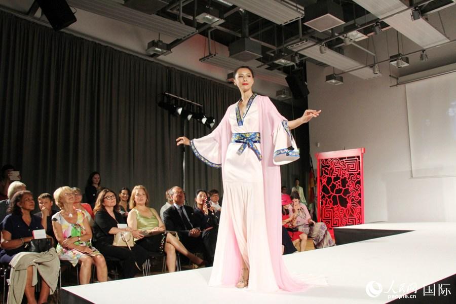 ˿·ӳйʱװƷչڰֿĻ3