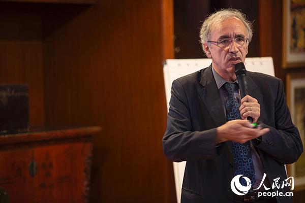 法国汉学家及汉语教学专家白乐桑(作者供图)