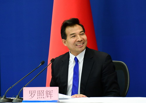 ⽻ϰƽϯй·ʾý崵