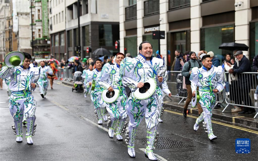 313գӢ׶زμʥ˽Сգʥ˽Ӣ׶ؾСÿ317յʥ˽ǰͳգΪػʥ˶» ӱ 