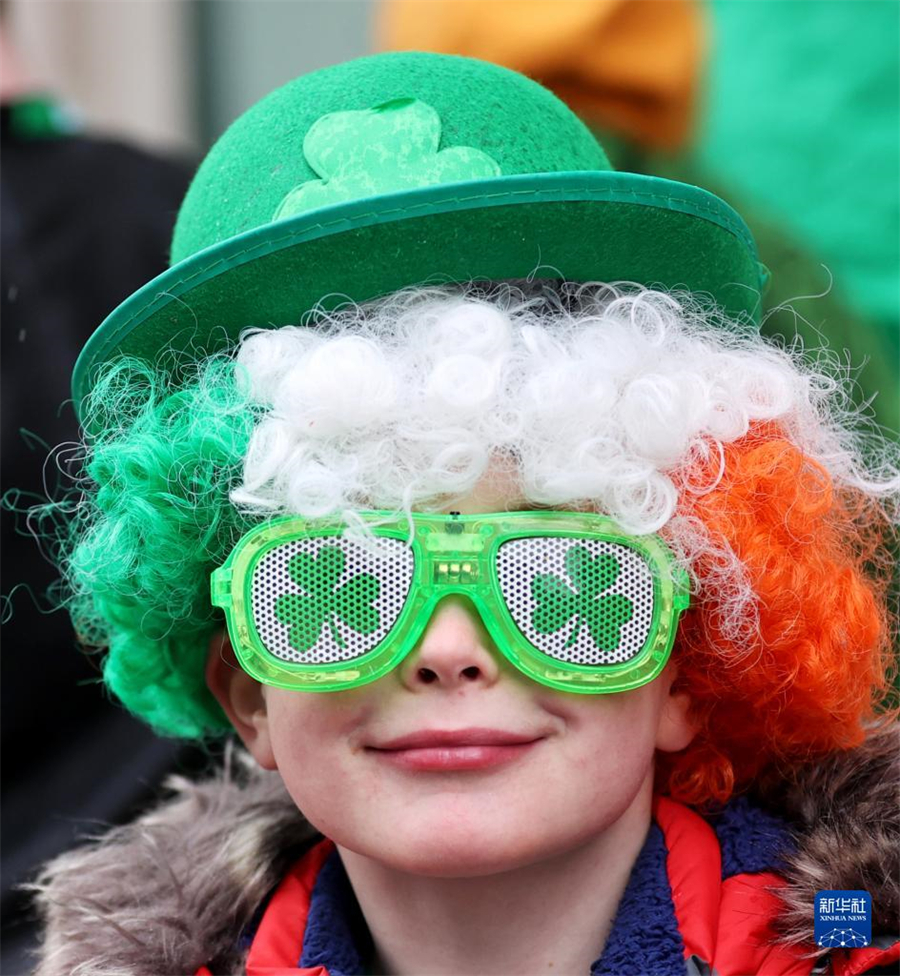 313Ӣ׶ؾеʥ˽Ĺڡգʥ˽Ӣ׶ؾСÿ317յʥ˽ǰͳգΪػʥ˶» ӱ 