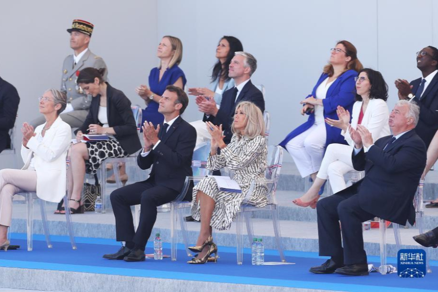 714գͳǰڰЭ͹㳡ϯıʽ» ߾ 