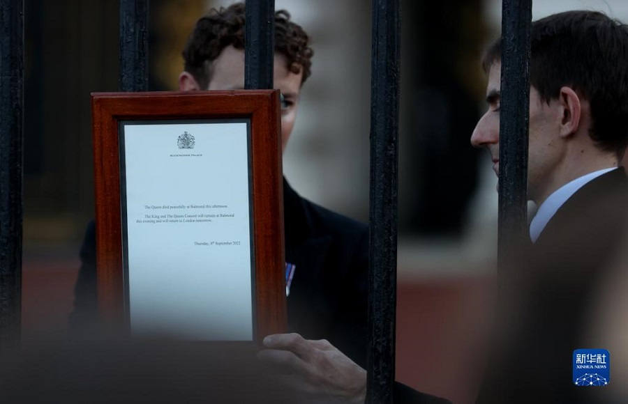 98գӢ׶أԱӢŮɯ׶ȥĸʾڰ׽𺺹ϡ»ӱ