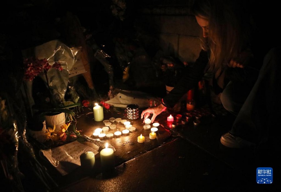 98գһŮӢ׶صİ׽𺺹ȼ»ӱ