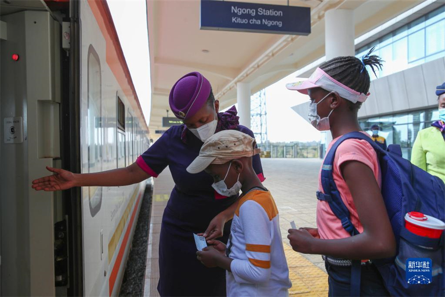 йͷ빲ĺѡû顢ֵܡһķչйңһǷչйеĴޡƵʷͬķ̡ܶһµķչйͷ޽ϵһ𡣽ԽԽзǺĿʵȡ˶2022325գ˿ڿ·վŶϳ2017531գйҵн·ͨ˿ʹޱϵɰʱƽ10Сʱٵ5Сʱ·硰ӿ˿ִҲƶ˶ǵͨзǺӮ»  