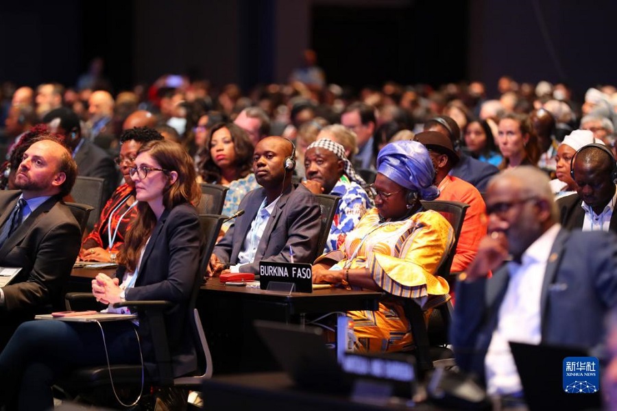 ����11��6���ڰ���ɳķɳ��������ġ����Ϲ�����仯��ܹ�Լ���ڶ�ʮ�ߴε�Լ����ᣨCOP27����Ļ�ֳ������գ������Ϲ�����仯��ܹ�Լ���ڶ�ʮ�ߴε�Լ����ᣨCOP27���ڰ�����������ɳķɳ���տ�Ļ���»������ ���ȿ� ��