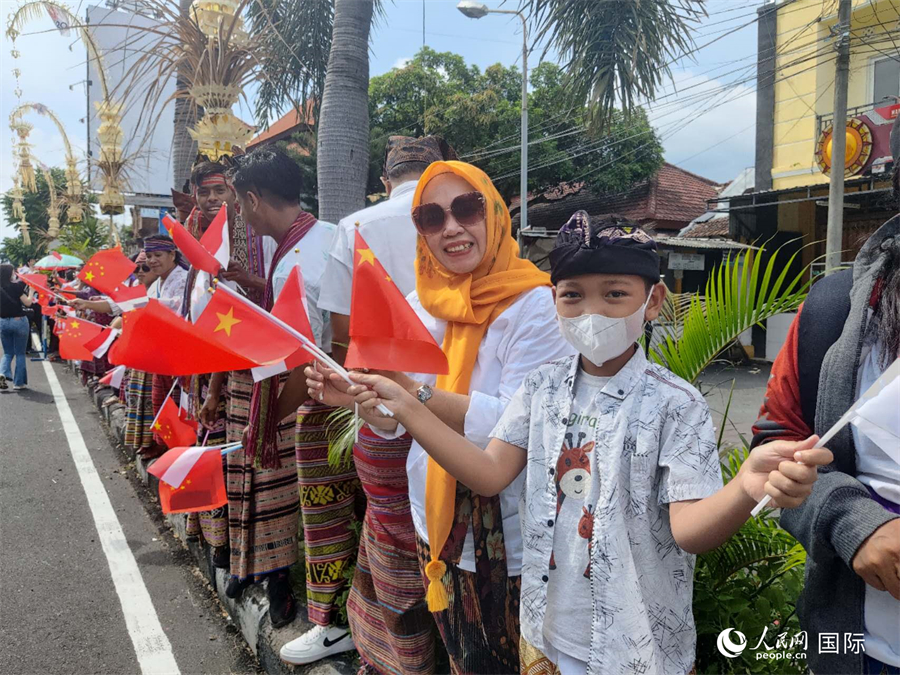 ϯϰƽʱ14ִӡǰ嵺ϯʮ쵼˵ʮߴηᡣͼΪİ嵺ؾڻӭϰƽϯ 