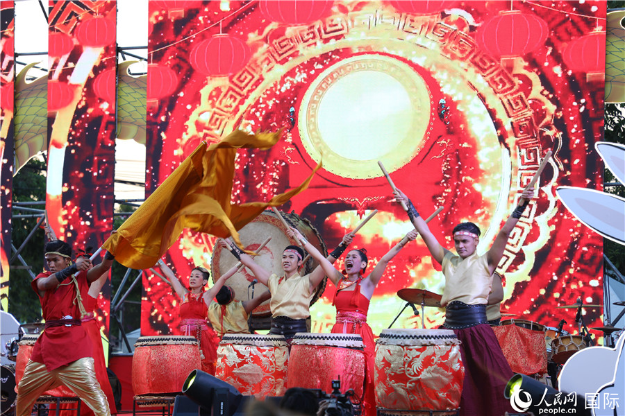 ��߷ا��������ף�ᡱ��Ļʽ�ֳ������������� �������� 