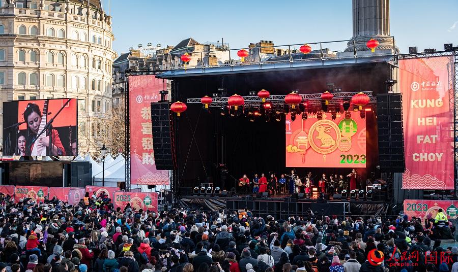 Ӣ�������й����괺�ڡ������� ��������