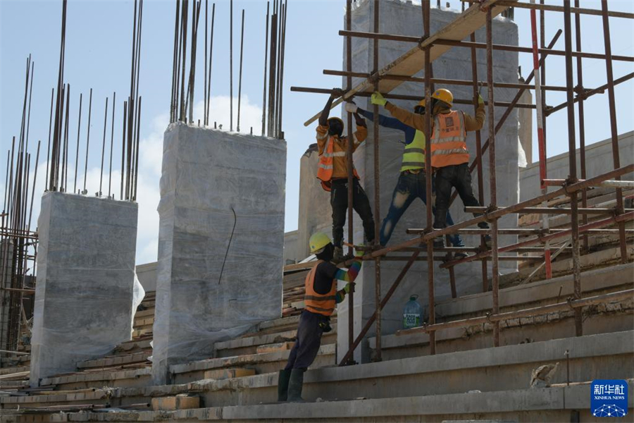 322գڼӶ׶￦ɣʩйԮڼӶ4άĿǽйʵʩĹģԮĿ4ά޺졣ɣ⣬3ֱλھöա˺ͼýܶ»  