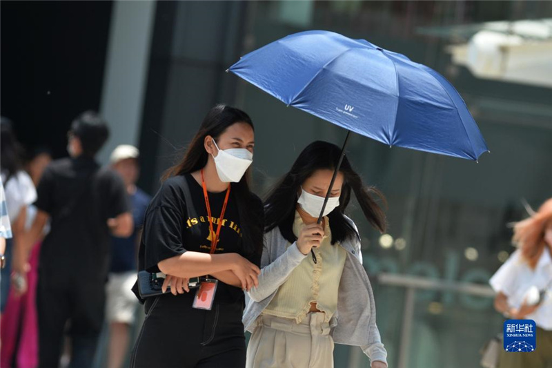 5��17�գ�������̩�����Ƚ�ͷ��ɡ�������»��緢�������㣩