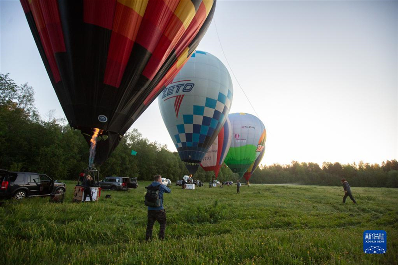 5��27�գ�ѡ���ڶ���˹���������ݵı����ֳ���׼�����»��緢��Ī���� �㣩