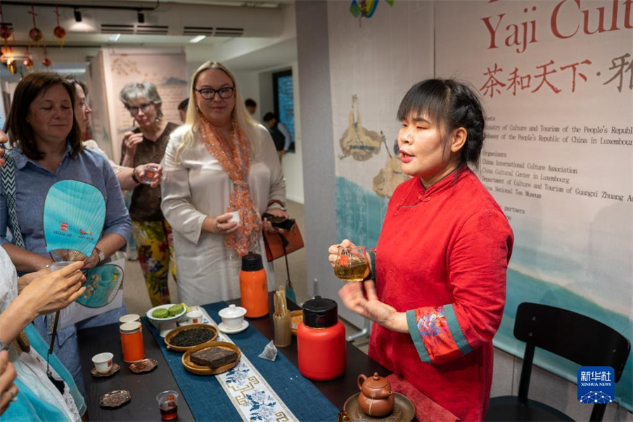 68գйĻģڡ¡żϽбݡǰ¡ż¬ɭȹС» ϶ 