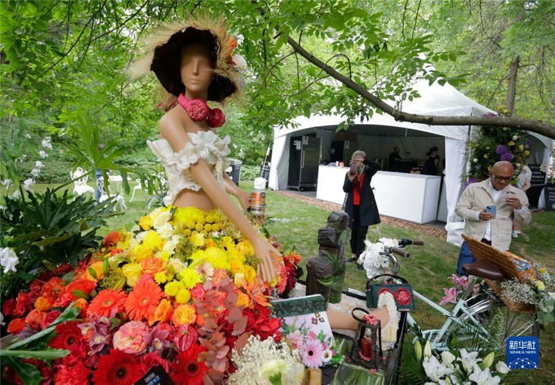 69ڼô¸绪ٰġ֮ܳáչĻװƷ»緢ɭ㣩