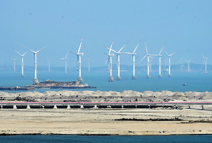 2021年3月9日,三峡福清兴化湾海上风电场。新华社记者 林善传 摄