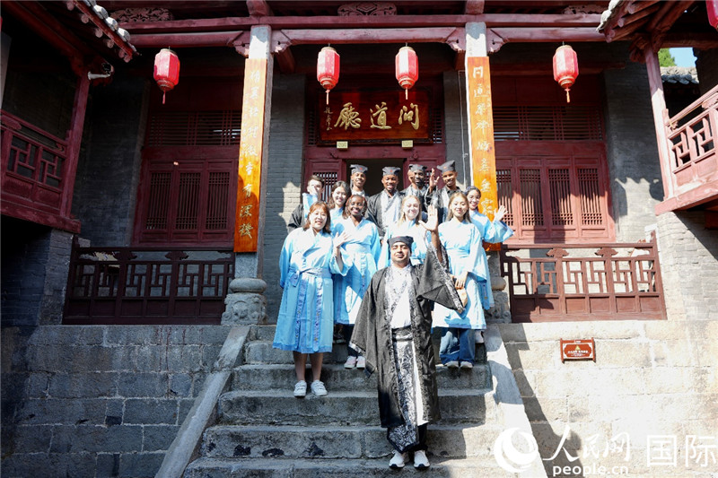 ͼΪѡںԺںӰ ¬