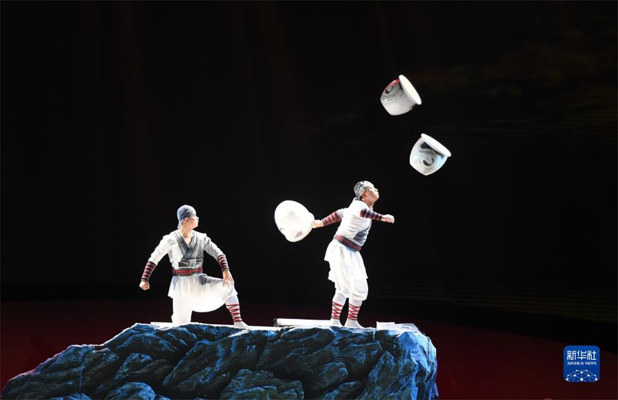 1024գйӼԱڱݡ̫̳ϡգʮŽйŹӼڱBλʯׯĺӱʡľУӼԱ׷ΪڷһʵӾʢ硣» Ĳ 