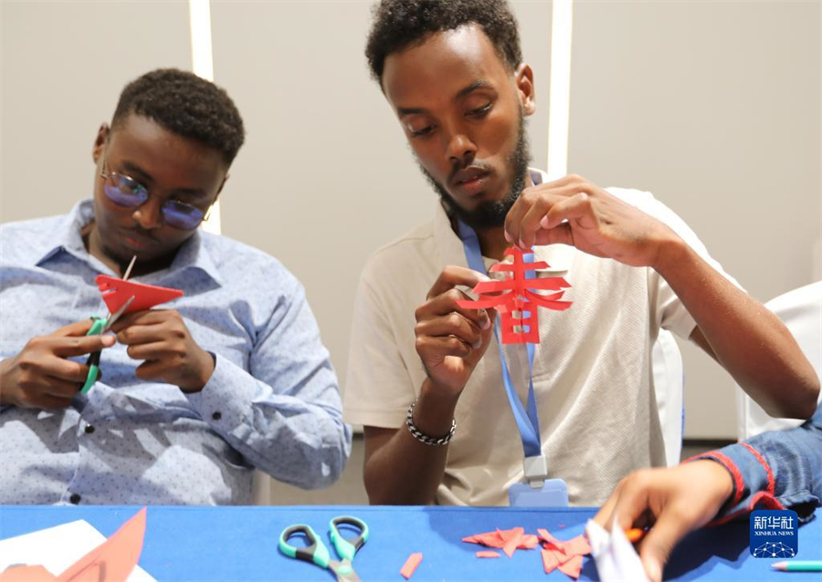 2022918գڼ׶УѧԱйּ̾뼪Ͷʿķ괴´ҵѧϰֽ»  