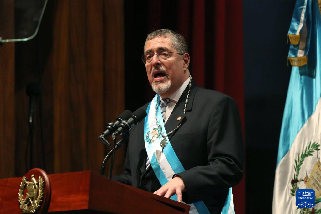 1��15�գ���Σ�������׶�Σ�������ǵĹ��Ҿ�Ժ�������ɶࡤ�������巢����ְ��˵���»��緢�������塤����˹�㣩