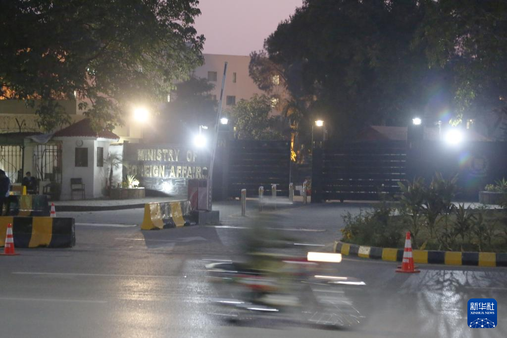 117ڰͻ˹̹׶˹İͻ˹̹⽻Ժڡ»緢¡ 㣩