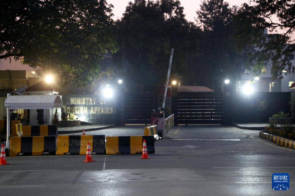 ����1��17���ڰͻ�˹̹�׶���˹��������İͻ�˹̹�⽻����Ժ��ڡ��»��緢���������¡������� �㣩