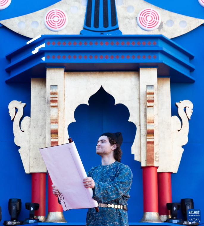 2��13�գ������������˹��־Ը�����ź������б��ݡ��»������ � ��