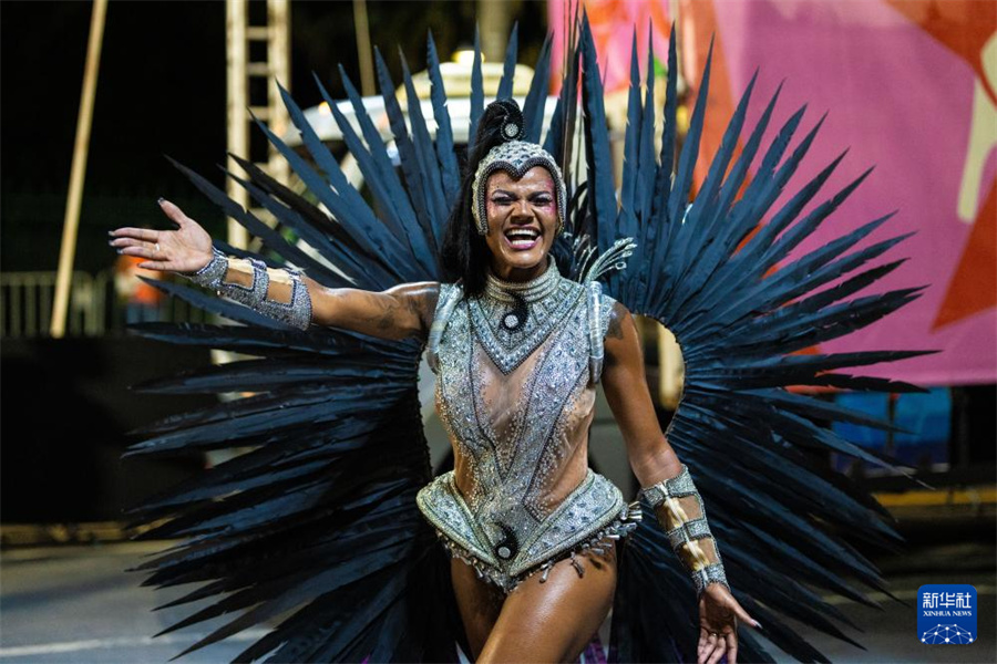 214賿ڰأл԰УԱμӿ񻶽С» 