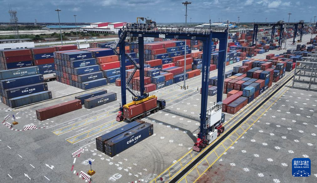 31գװ˹ˮװж˻Ƭ»  