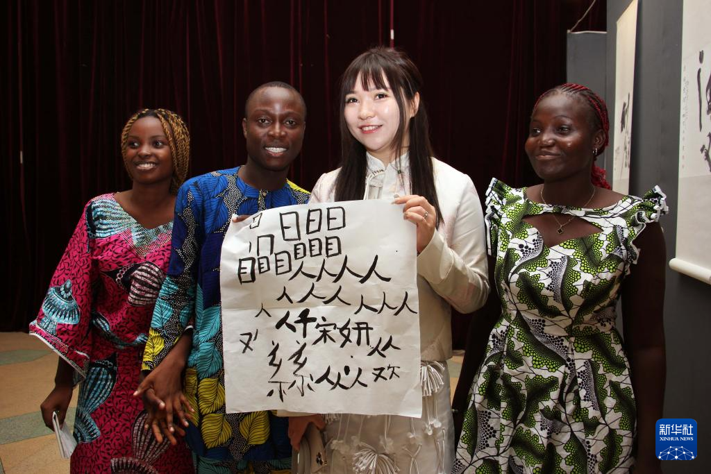 419գڱŬıйĻģںĹԱڡ鷨ƷչϺӰ»緢㣩