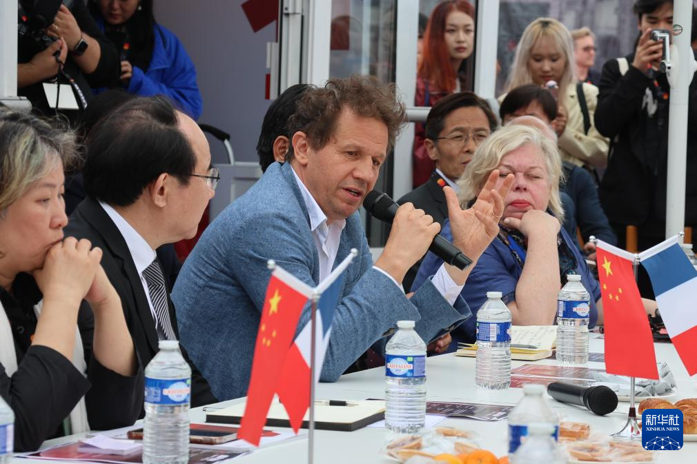 515գƬ˰ʲУڷɾеӰϷԡ» Űٻ 