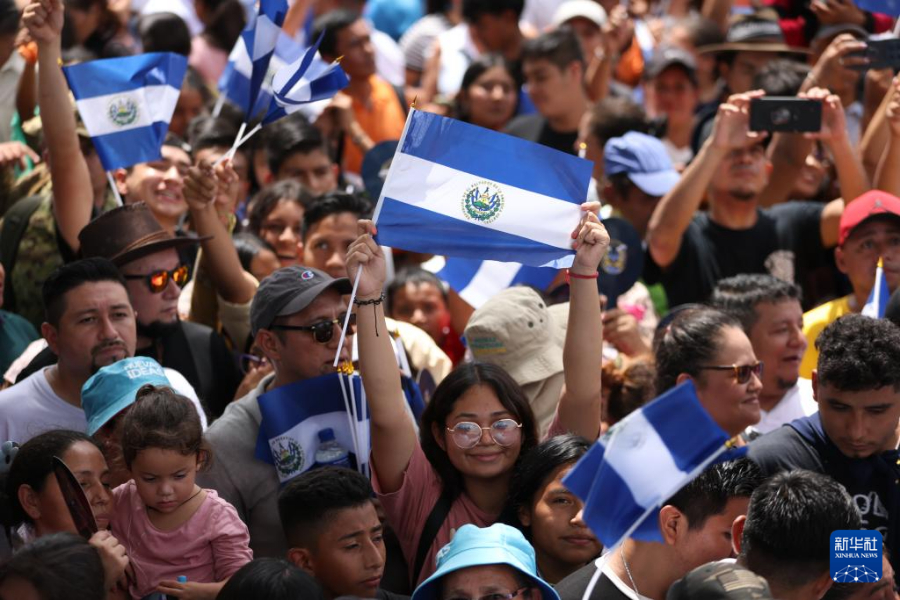 61գλ߶׶ʥ߶Ĺҹڲμͳľְʽ» ܰ 