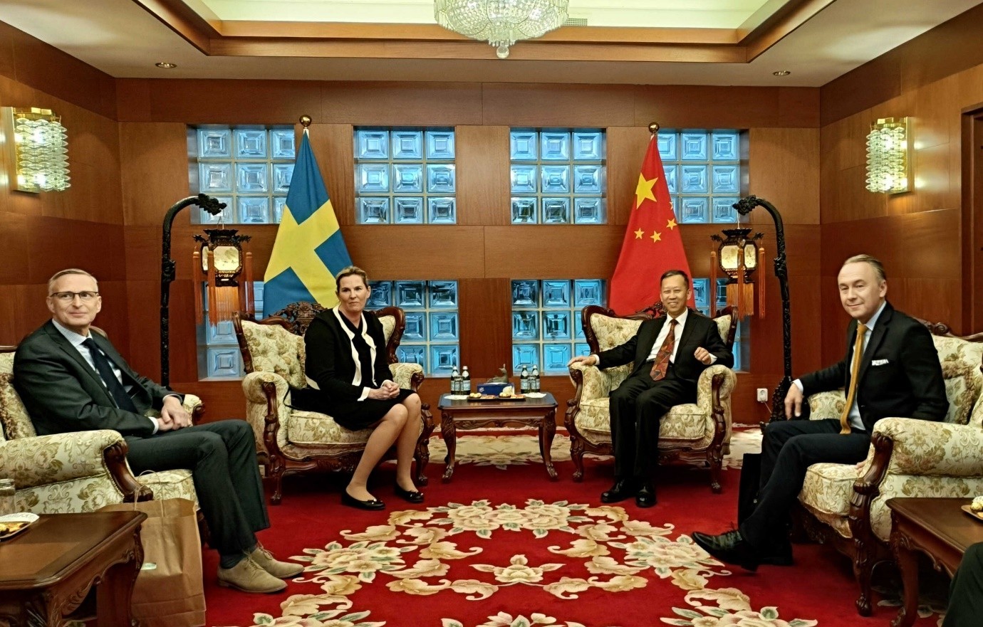 中国驻瑞典大使崔爱民会见瑞典多位博物馆馆长。中国驻瑞典大使馆供图