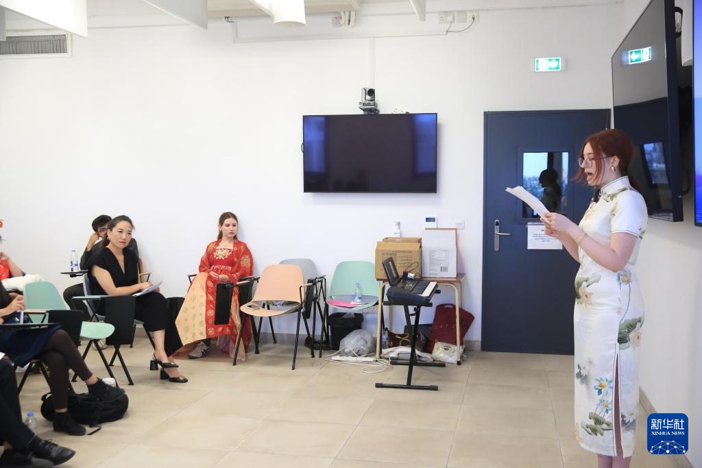 5月7日，在马耳他姆西达，选手在第24届“汉语桥”世界大学生中文比赛马耳他赛区比赛上演讲。新华社记者 陈文仙 摄