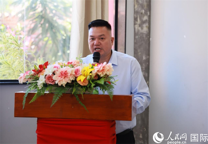 巴西中国和平统一促进会会长张小春发表致辞。人民网记者 宋亦然摄