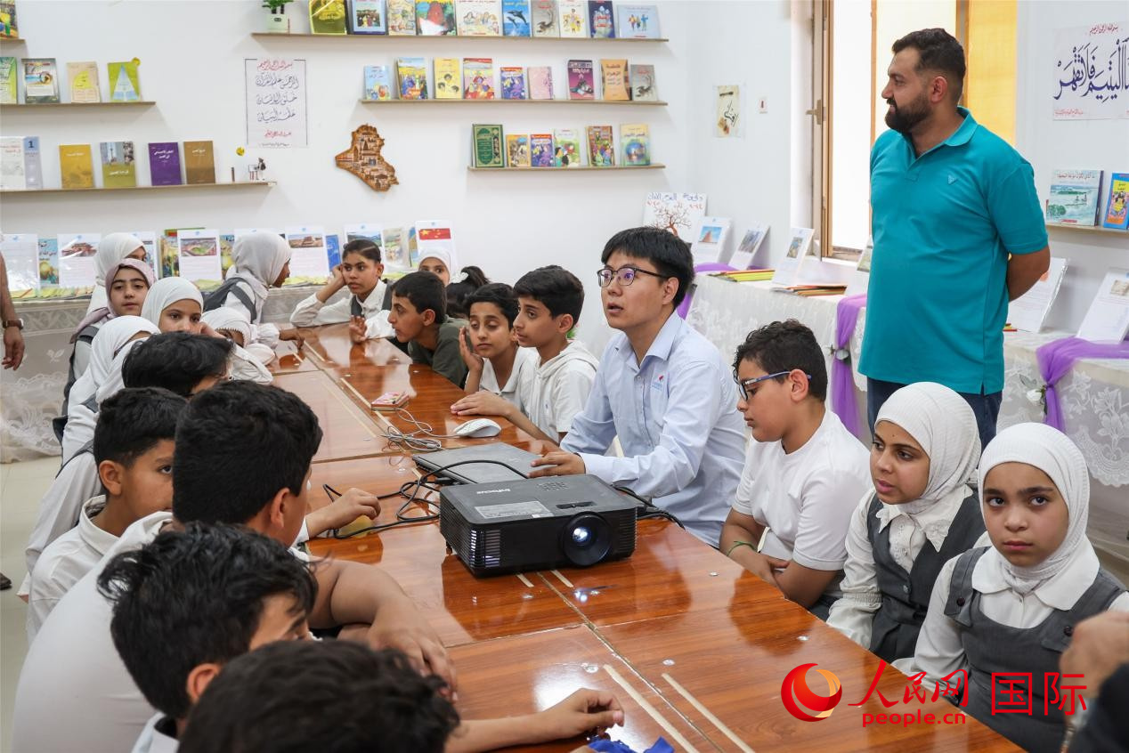 图为中伊文化交流现场。人民网 伊纳斯·易卜拉欣摄