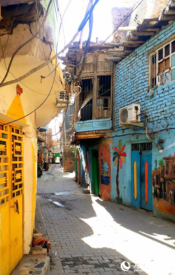 美化后的巴格达小胡同。人民网 伊纳斯·易卜拉欣摄
