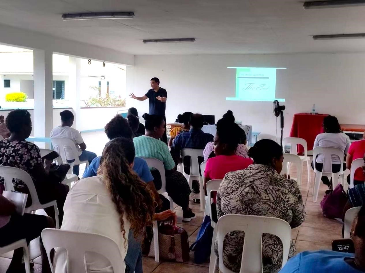 医疗队在当地首次开展系统性针灸培训。医疗队供图