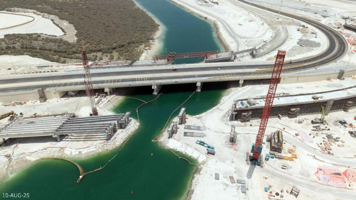 阿布扎比1C道桥项目现场一景。中交四航局供图