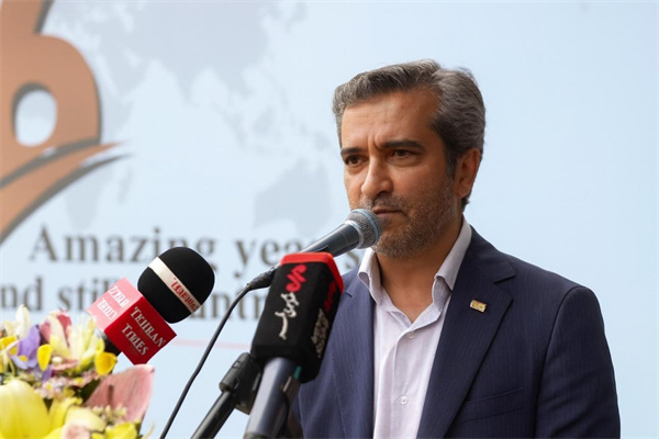 图为《德黑兰时报》总编辑穆罕默德·萨尔菲。受访者供图