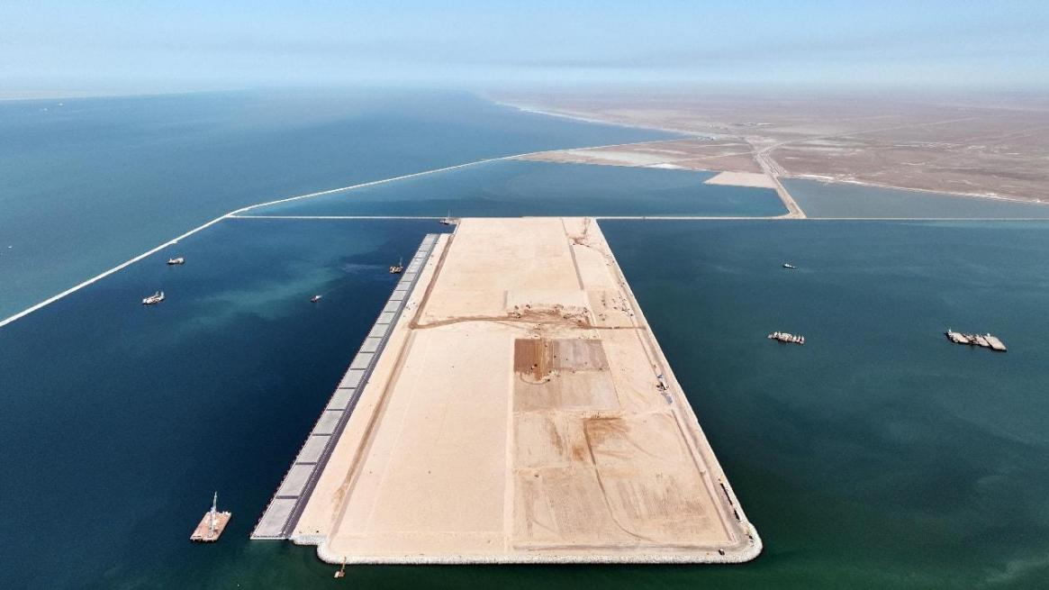 8月26日无人机拍摄的法奥港最新进展情况。中交天航局供图