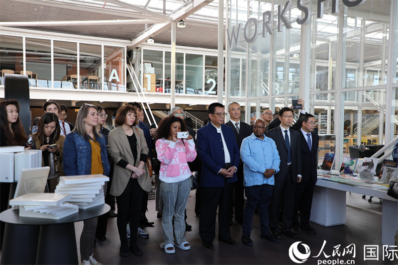 图为书展开幕式现场。人民网记者 戴楷然摄