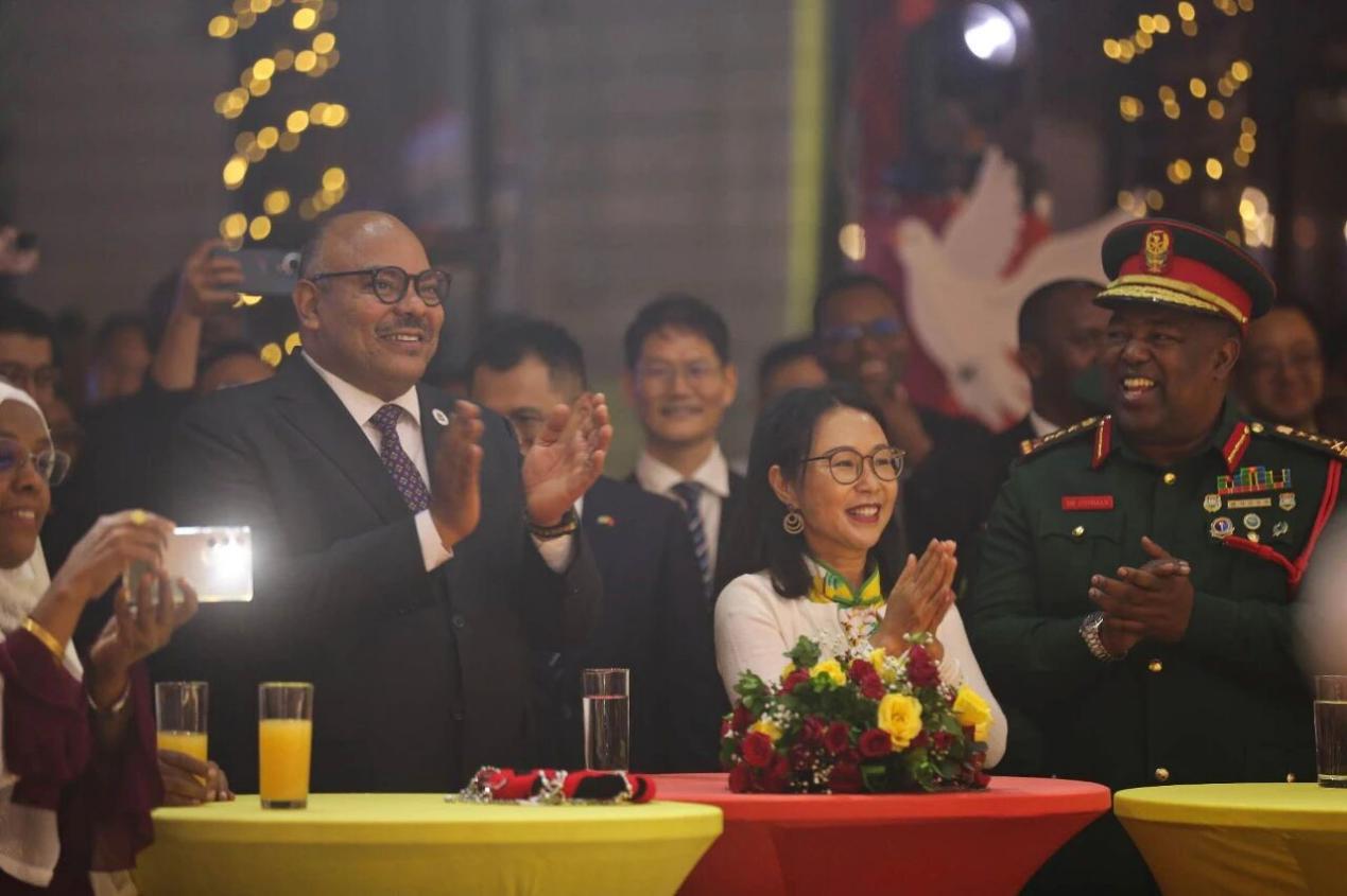 招待会现场。驻坦桑使馆供图