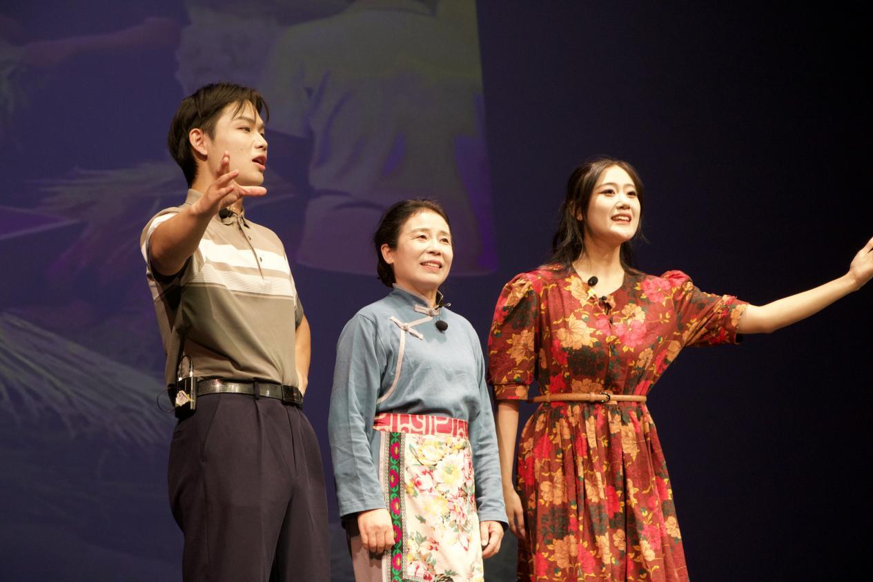 音乐剧《楚歌·回声》演出现场。内罗毕大学孔子学院供图