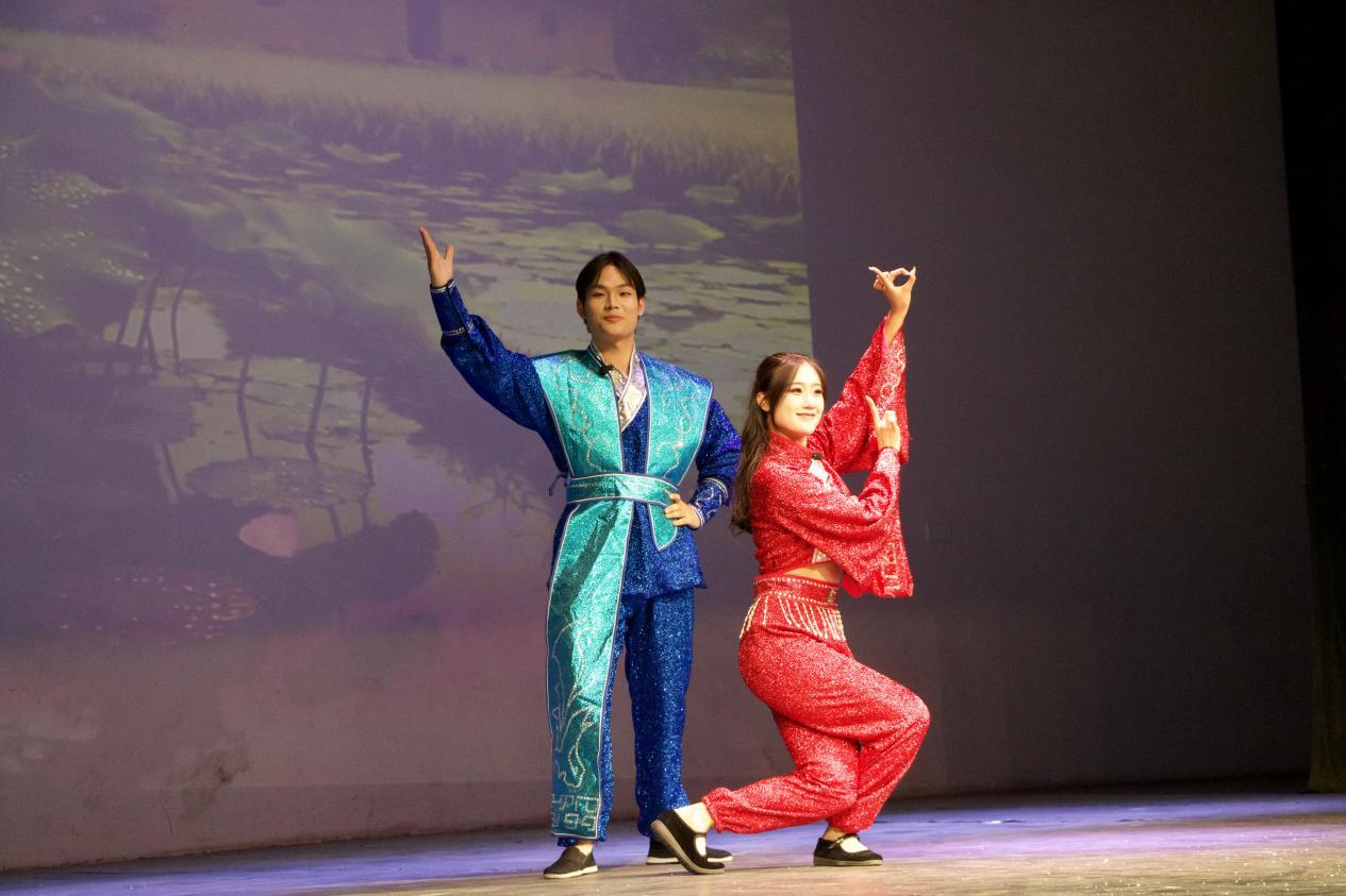 音乐剧《楚歌·回声》演出现场。内罗毕大学孔子学院供图