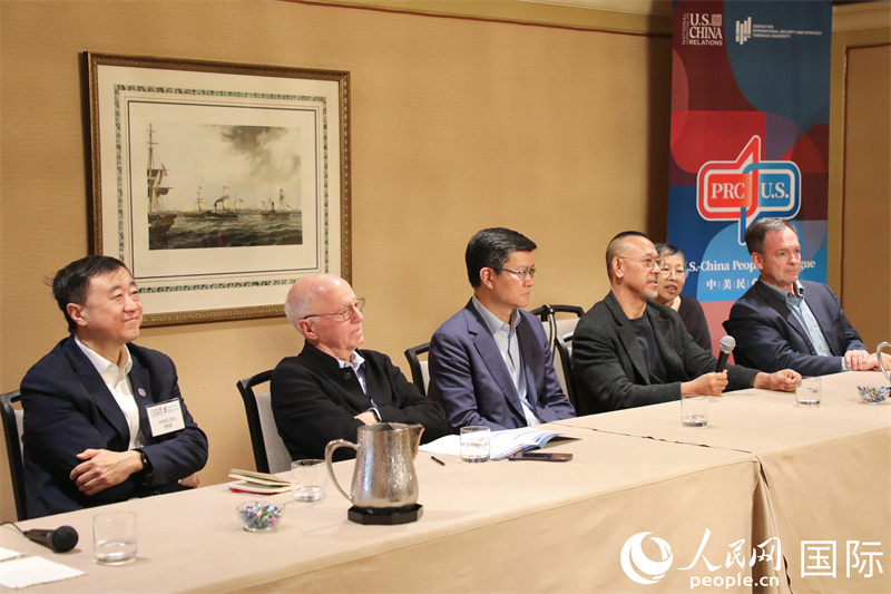 1、当地时间11月16日,“中美民众对话2025”活动媒体吹风会在洛杉矶举行。 人民网记者 李志伟摄