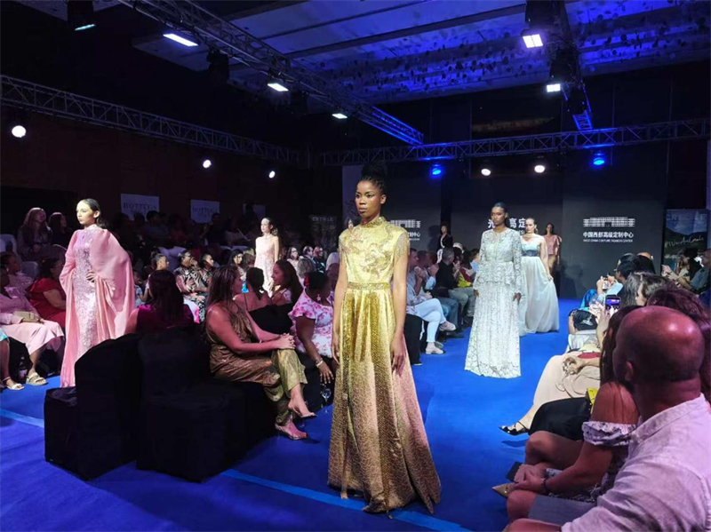 时装周现场。驻塞舌尔使馆供图